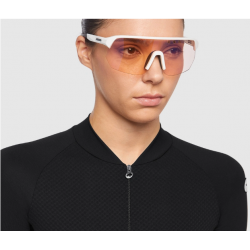 Assos Lunette Donzi Eyewear Fotodynamic disponible chez Franscoop