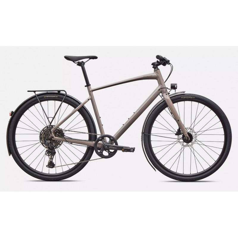 Le Specialized Sirrus X 3.0 en version équipé est disponible dès maintenant chez Franscoop !