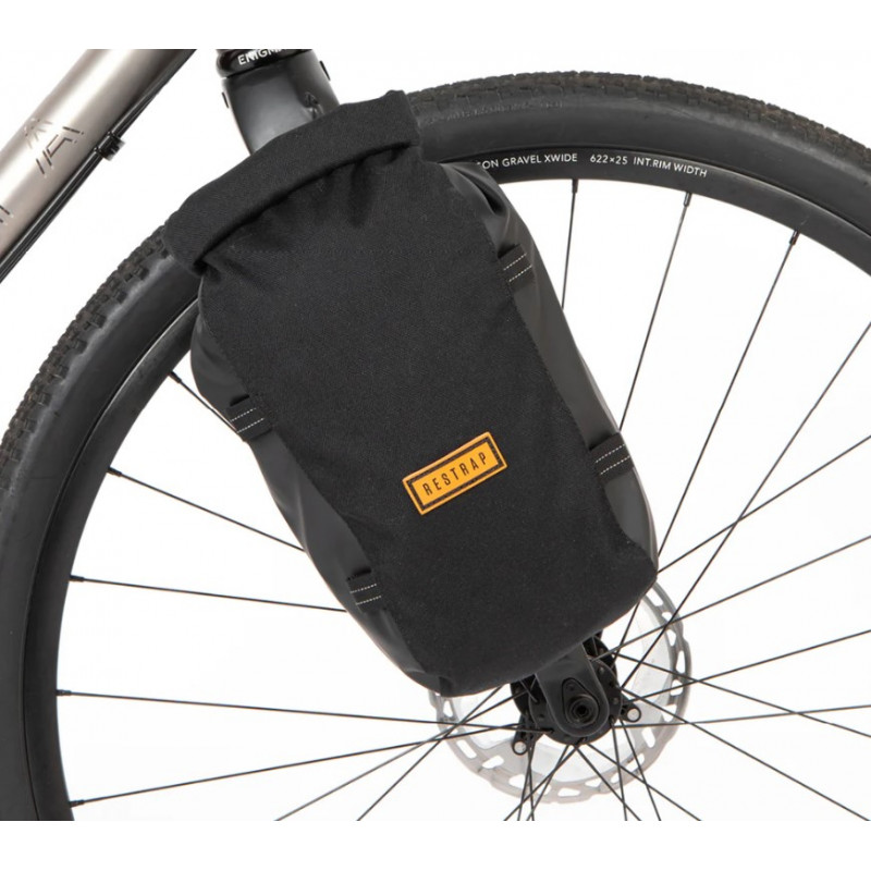 La sacoche de fourche restrap est disponible dès maintenant chez Franscoop !