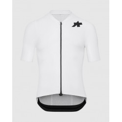 Les maillots Assos sont disponibles dès maintenant chez Franscoop