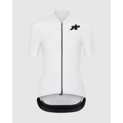 Les maillots femme Assos sont disponible dès maintenant chez Franscoop !