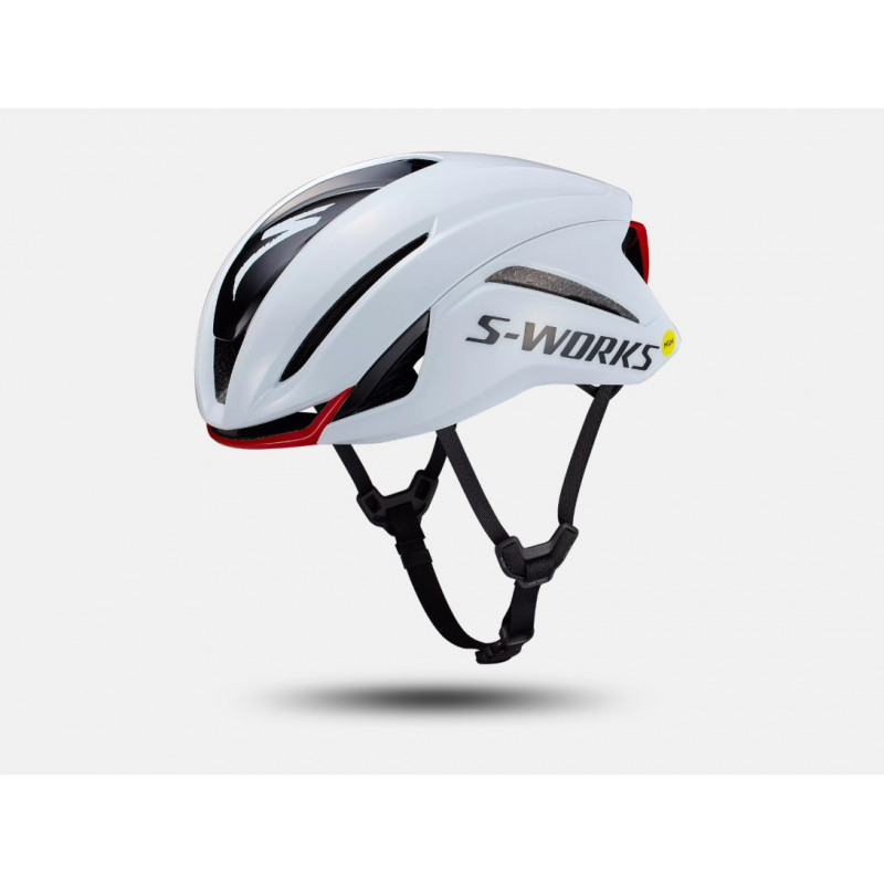 Le casque Specialized S-Works Evade 4 est disponible dès maintenant chez Franscoop !