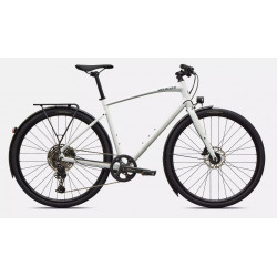 Le Specialized Sirrus X 3.0 EQ est disponible dès maintenant en magasin.