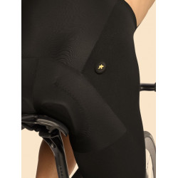 Le cuissard Assos EQUIPE RSR Bib Shorts S11 est dispnible dès maintenant en magasin !