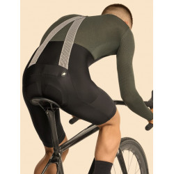 Le cuissard Assos TACTICA spring fall Bib Shorts T5 est disponible dès maintenant en magasin !