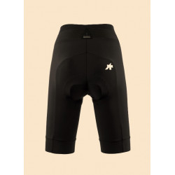 Le cuissard Assos UMA GT Half Shorts S11 Long est disponible dès maintenant en magasin !