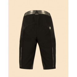Le cuissard Assos Trail Tactica Women's Cargo Shorts T3 est disponible dès maintenant en magasin !