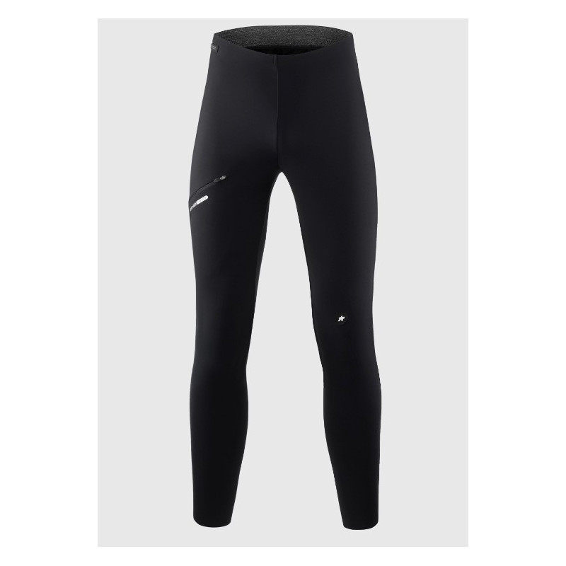 Le cuissard Assos TACTICA Thermo Pants T5 est disponible dès maintenant en magasin !