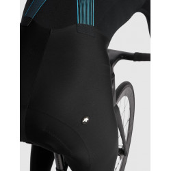 Le cuissard Assos DYORA R Habu Winter Bib Tights S11 est disponible dès maintenant en magasin !